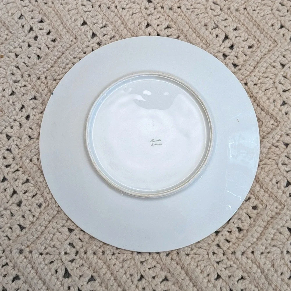 Vintage Hand Painted Calla Lily Ceramic Plate Art Nouveau Floral Decorative 8in